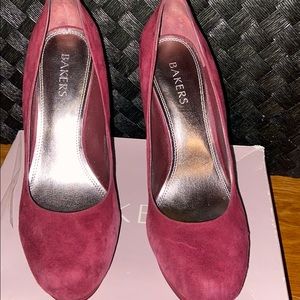 Burgundy platform pumps
